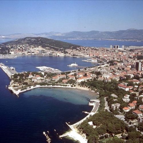 SPLIT
